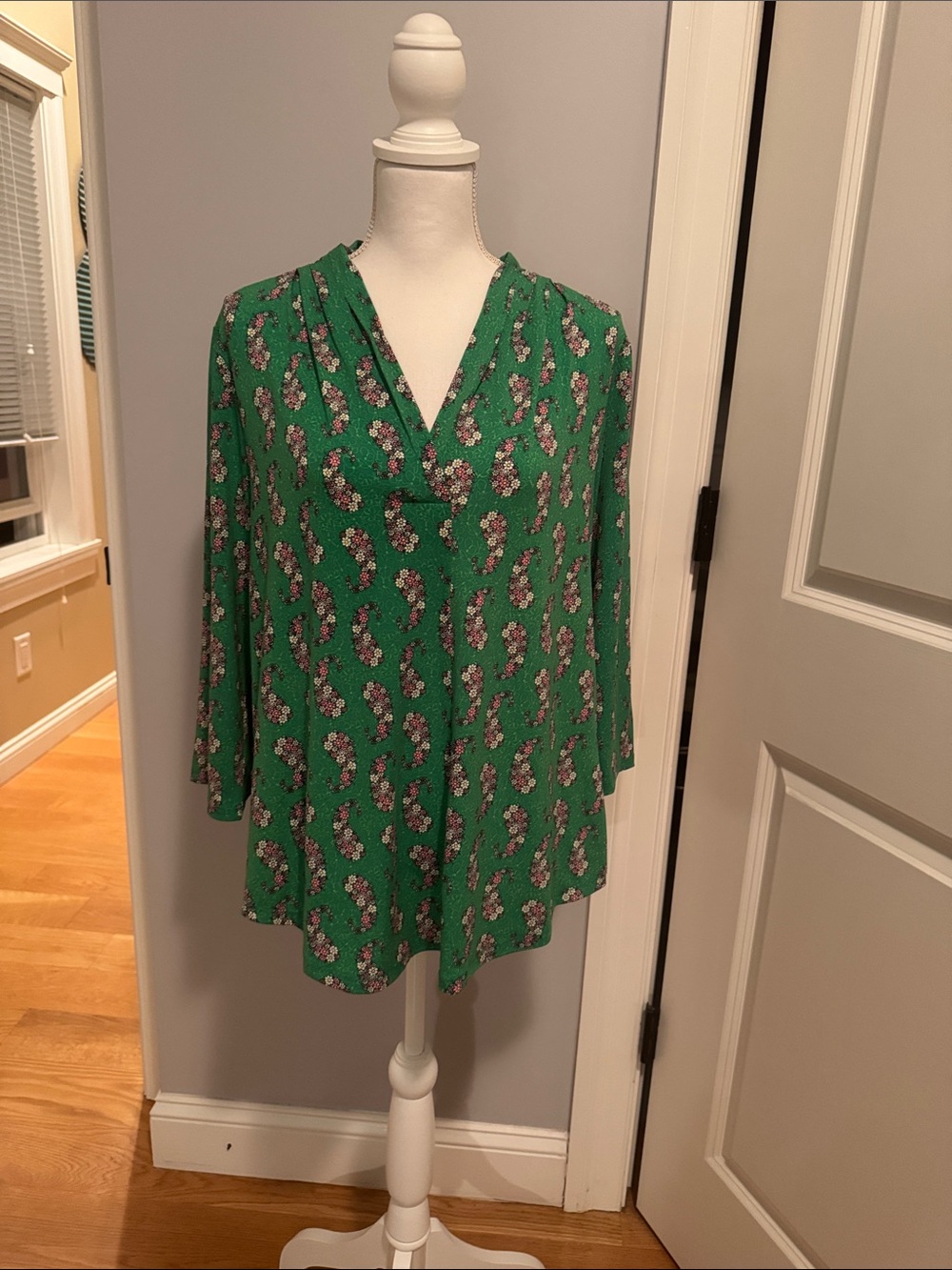 Charter Club Green Floral V-Neck Blouse